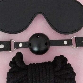 Aria's Closet Gözlük Ağız Topu İp Üçlü Deri Harness Set