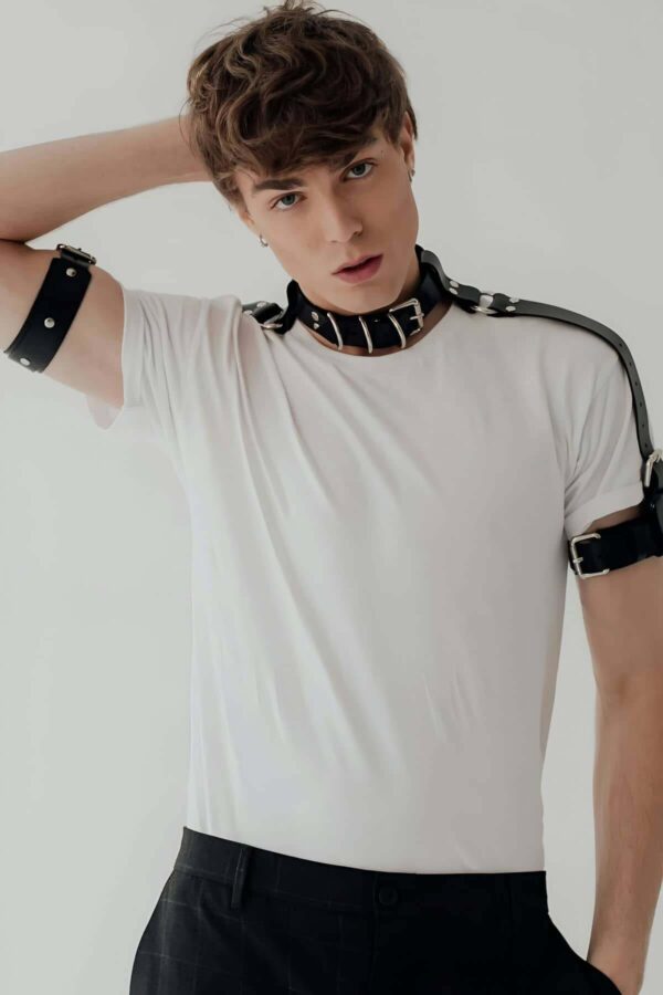 boyun pazu ve omuz detayli sik erkek harness apftm90 erkek harness angels passion 125539 40 B