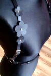 Çiçek Detaylı Çık Göğüs Harness – APFT906