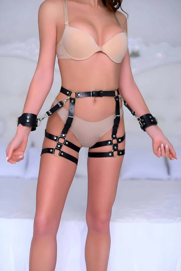 kelepceli fantazi harness deri fantezi ic giyim apft1022 harness takm angels passion 122744 41 B