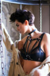 Şık Deri Göğüs Üzeri Harness – APFT747