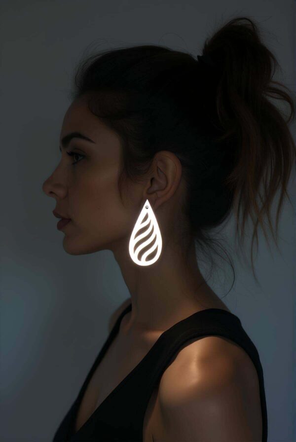 beyaz reflektorlu damla kupe sik lazer kesim kupe apbj004 r1 kpe angels passion 131741 41 B