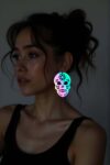 Rainbow Reflektörlü Kurukafa Gotik Küpe