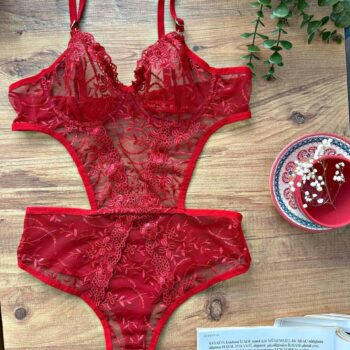 Aria's Closet Çiçek Desenli Kırmızı Bodysuit