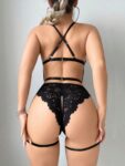 Aria’s Closet Siyah Özel Bölgesi Açık Dantel İşlemeli Jartiyer Görünümlü Fantezi Body