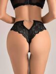 Aria’s Closet Siyah Dantel İşlemeli Arkası Kalp Detaylı Fantezi String Tanga